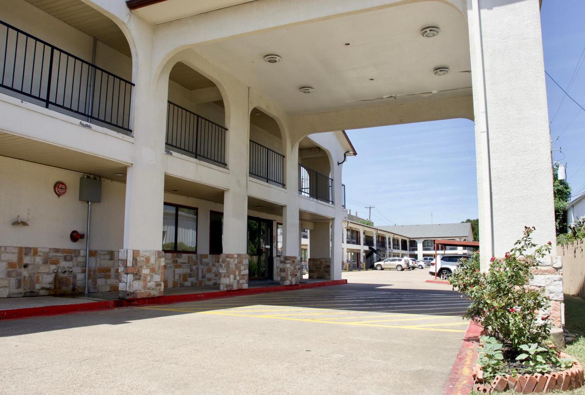Executive Inn Of Arlington, Near At&T Stadium Exteriér fotografie